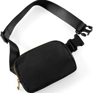 BLACK BELT BAG